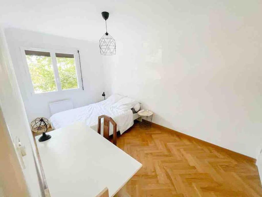 Appartement Spacieux Avec Parking Gratuit Sète Exteriér fotografie